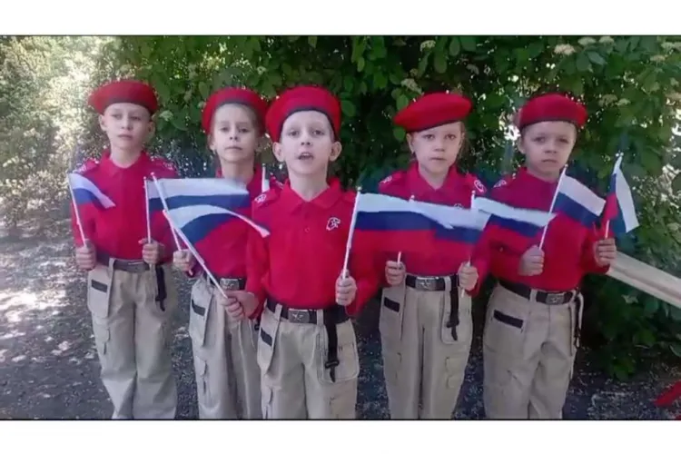 С Днем рождения ЮНАРМИЯ!
