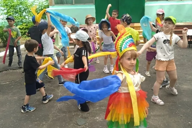Радужное лето в нашем детском саду!